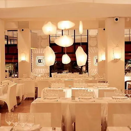 Trias Hotel 4*