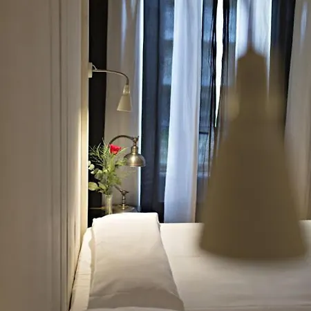 Trias Hotel