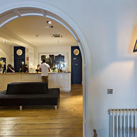 Trias بالاموس