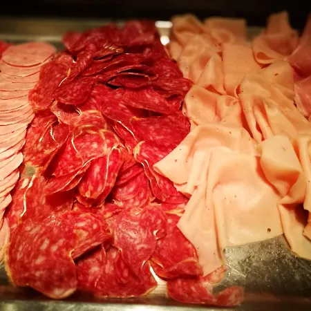 トリアス 4* パラモス