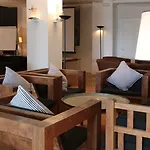 Hotel Trias
