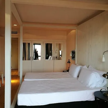 Trias Hotel 4*